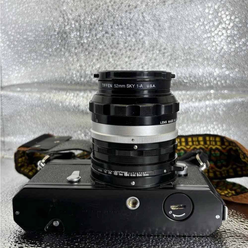 WORKING Black Nikon Nikkormat FTn 35mm Film SLR Camera With lens/case/ & Manuals